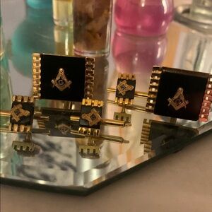 VINTAGE FREEMASON GOLD FILLED & BLACK ONYX CUFFLINKS